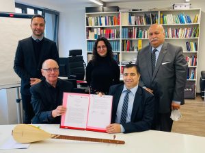 PRESSEMITTEILUNG: Unterzeichnung der Vereinbarung zwischen der Alevitischen Gemeinde Deutschland K.d.ö.R. (AABF) und der Hochschule für Musik und Tanz Köln (HfMT), 27. Mai 2021